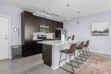 Cozysuites L Dream 1Br, Monument Circle, Indy Индианаполис Экстерьер фото